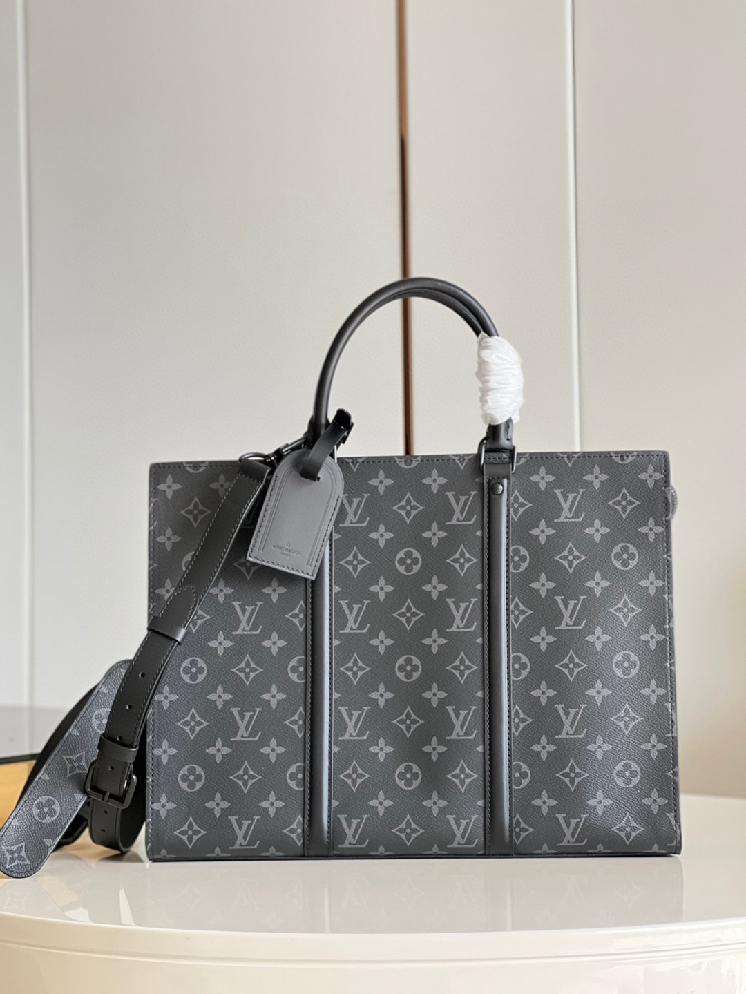 l**is V*t*n sac plat horizontal zippe