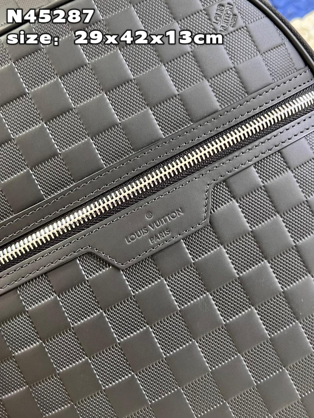 l**is V*t*n michael backpack nv2