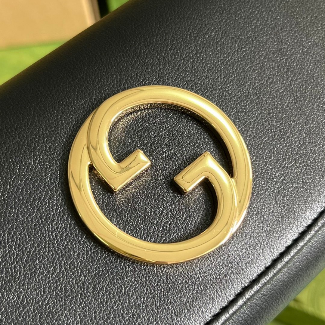 G*u*i blondie wallet