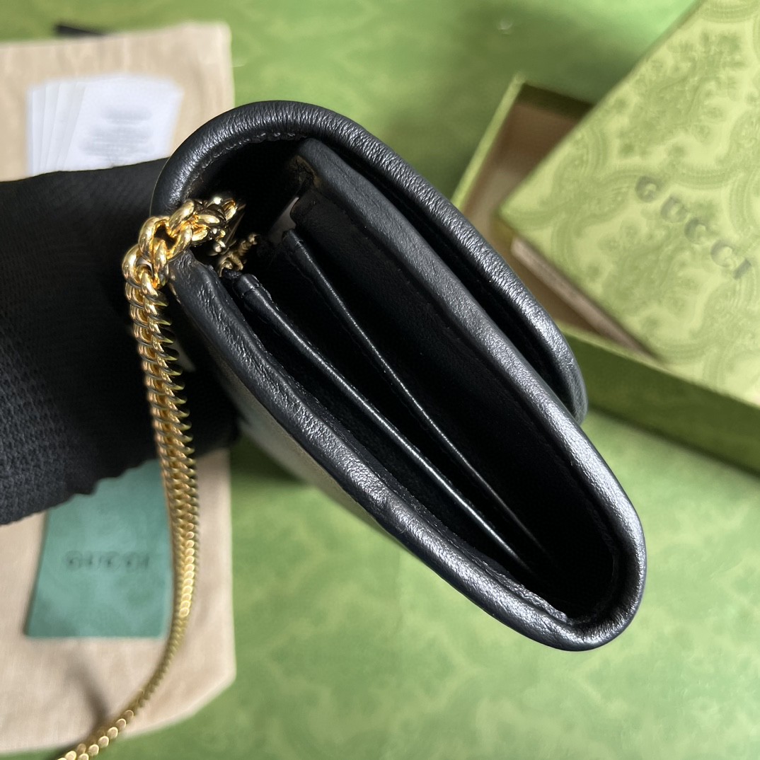 G*u*i blondie wallet