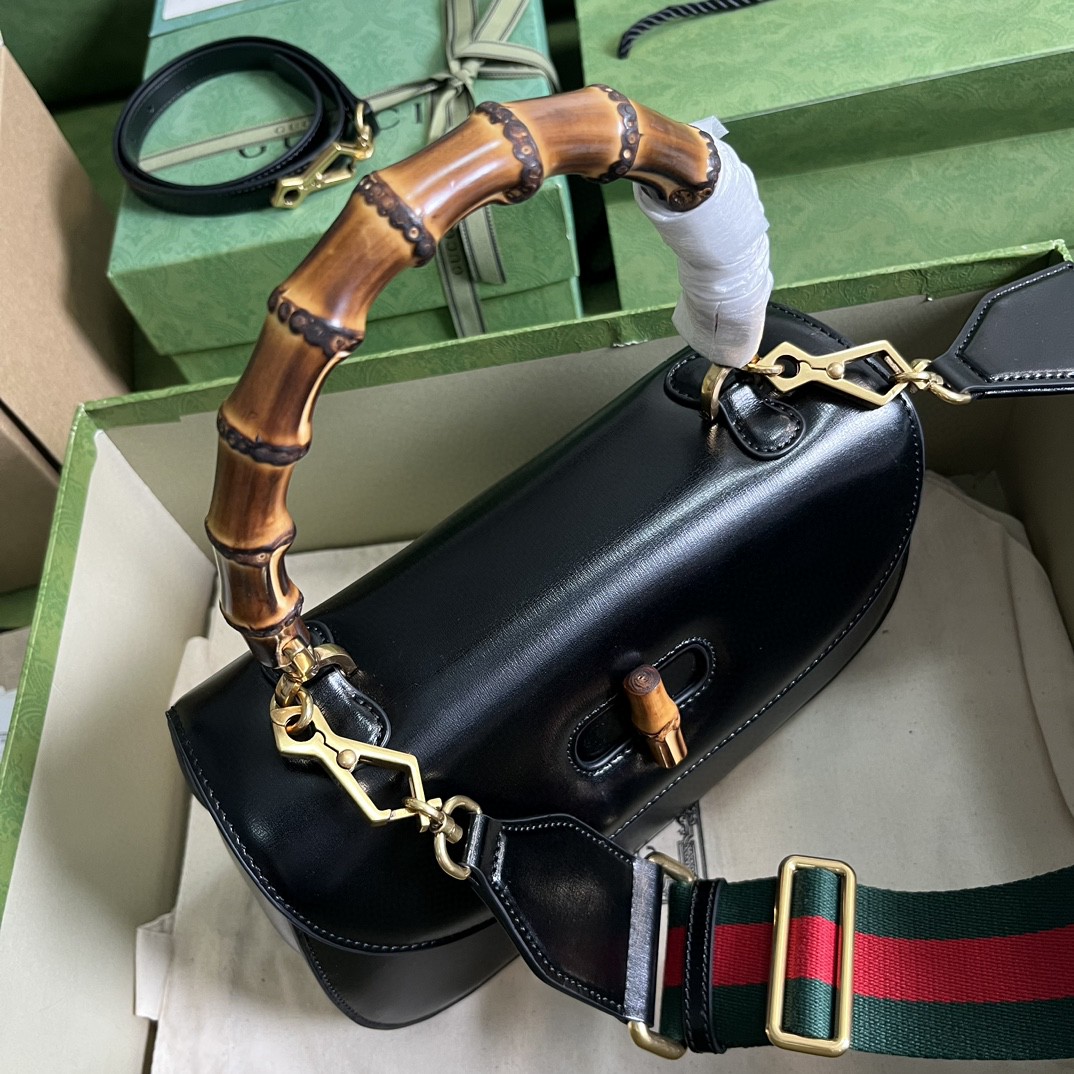 G*u*i bamboo medium bag