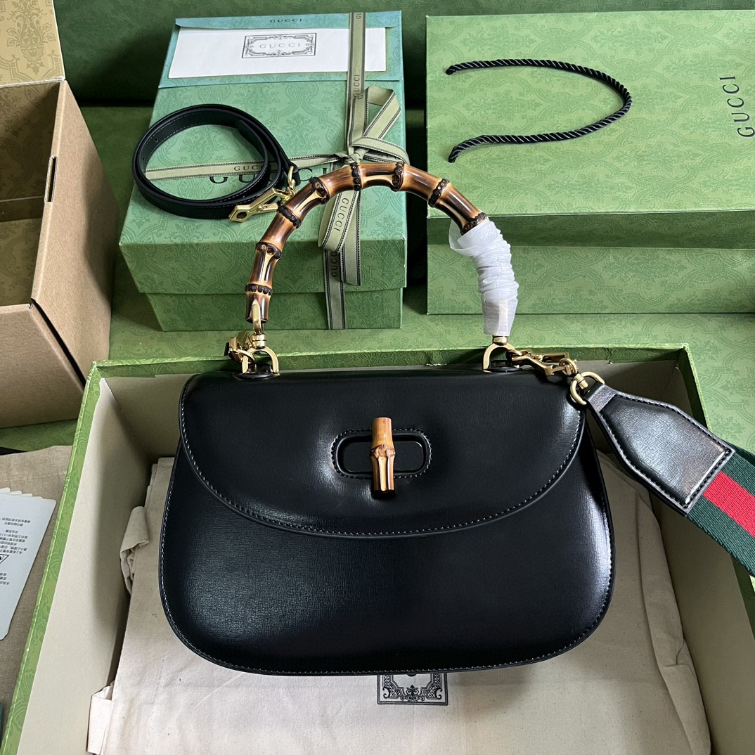 G*u*i bamboo medium bag