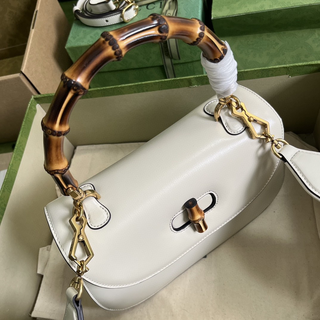 G*u*i bamboo medium bag