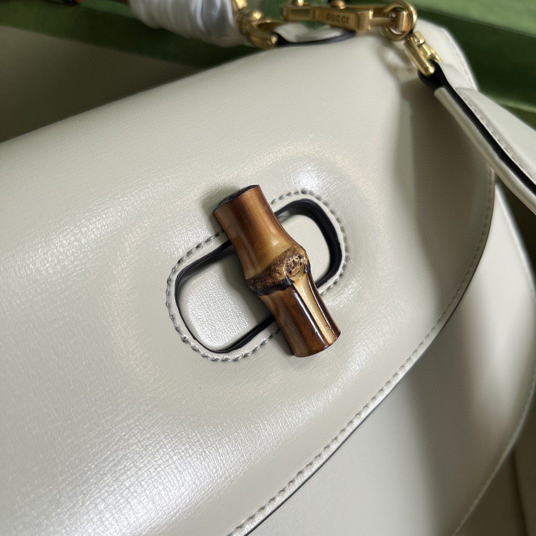 G*u*i bamboo medium bag