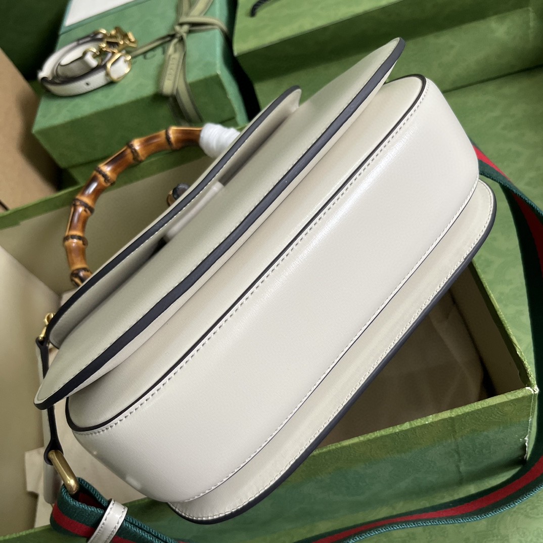 G*u*i bamboo medium bag