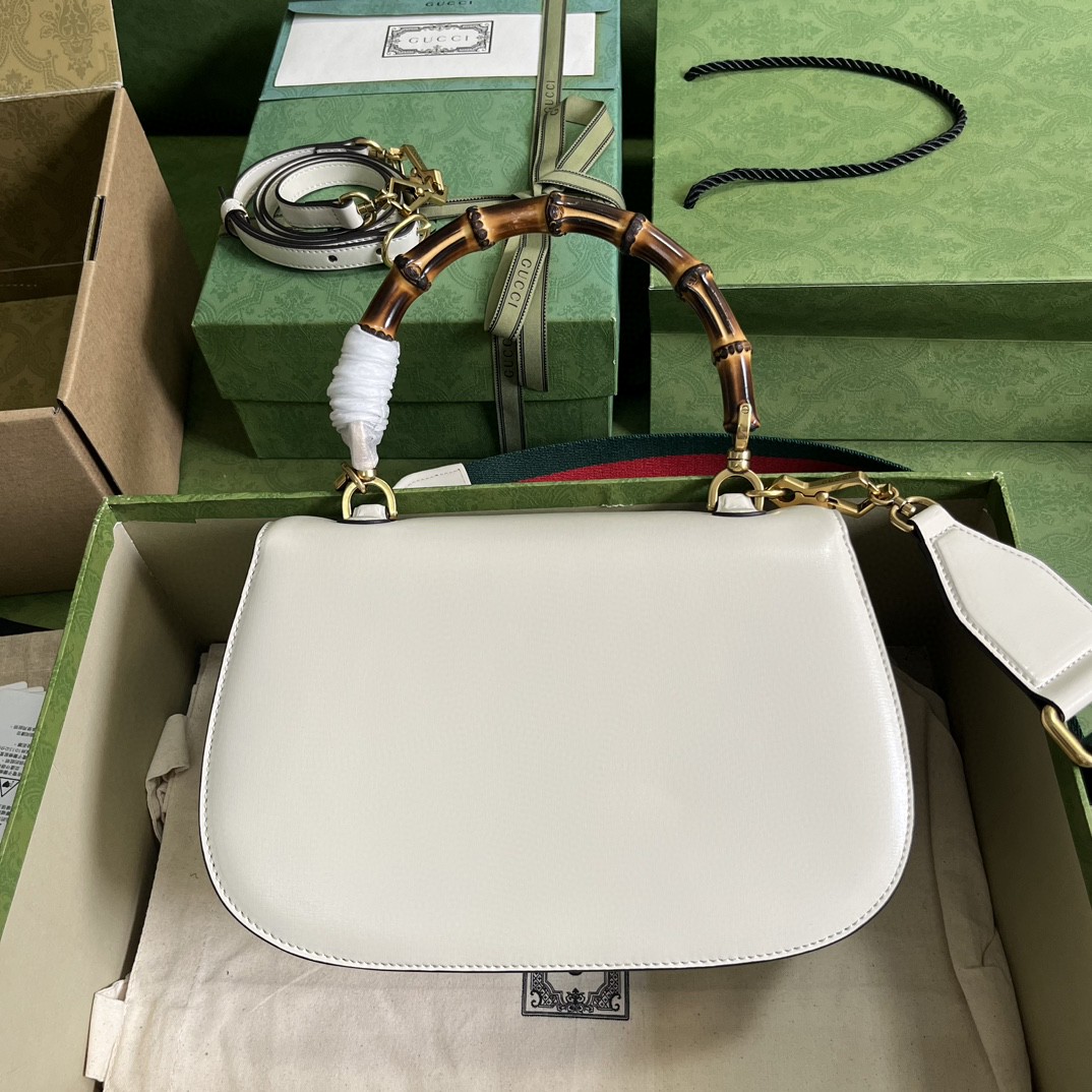 G*u*i bamboo medium bag