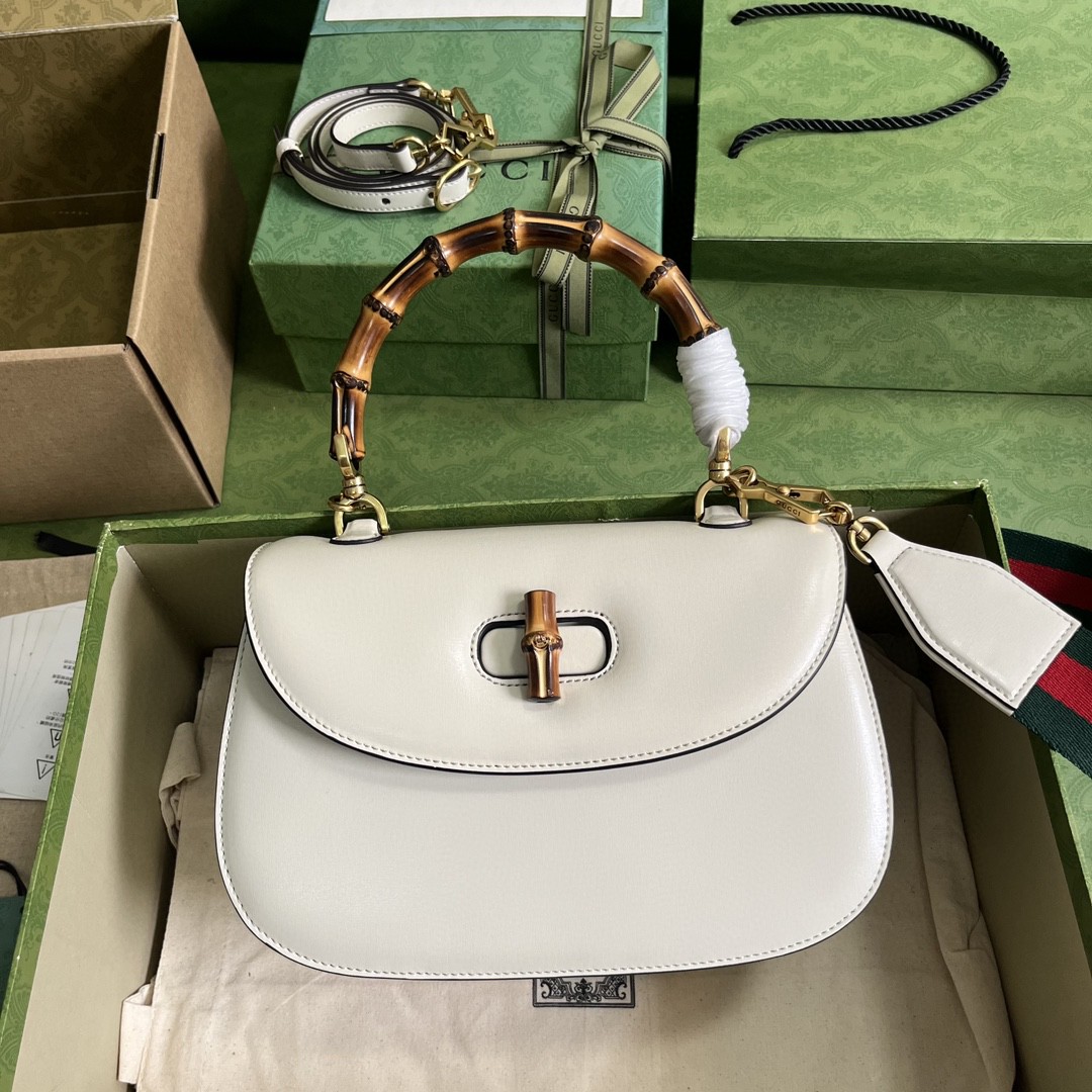 G*u*i bamboo medium bag