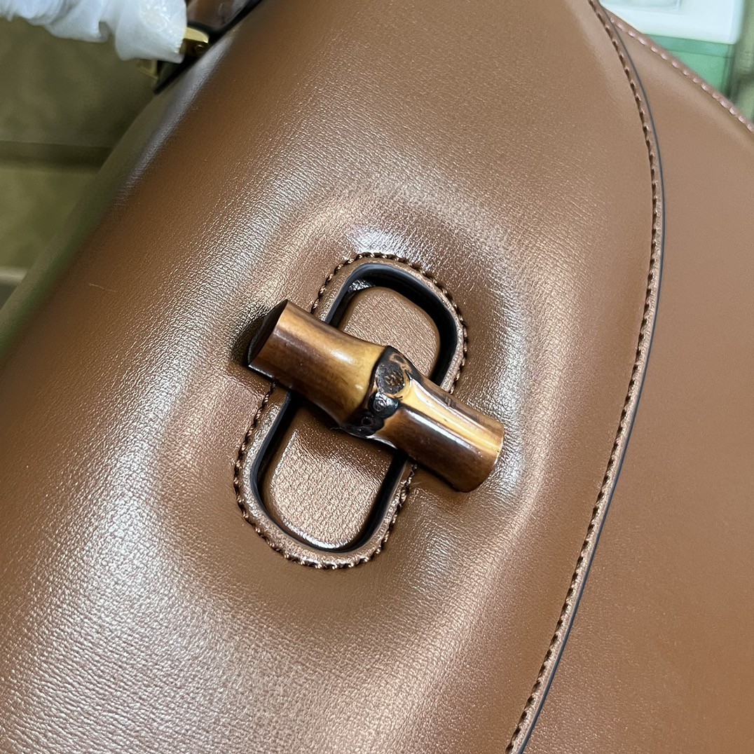 G*u*i bamboo medium bag