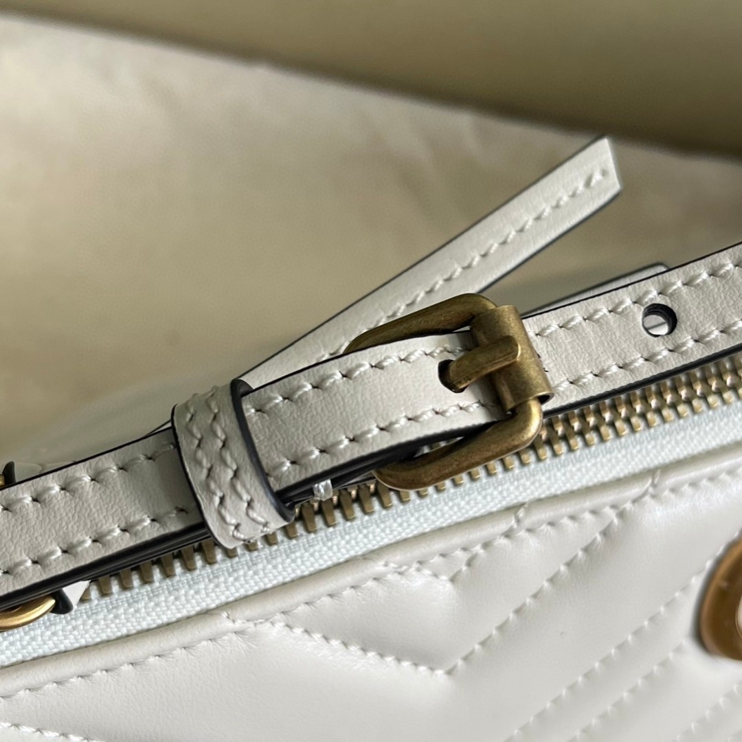 G*u*i gg marmont shoulder bag