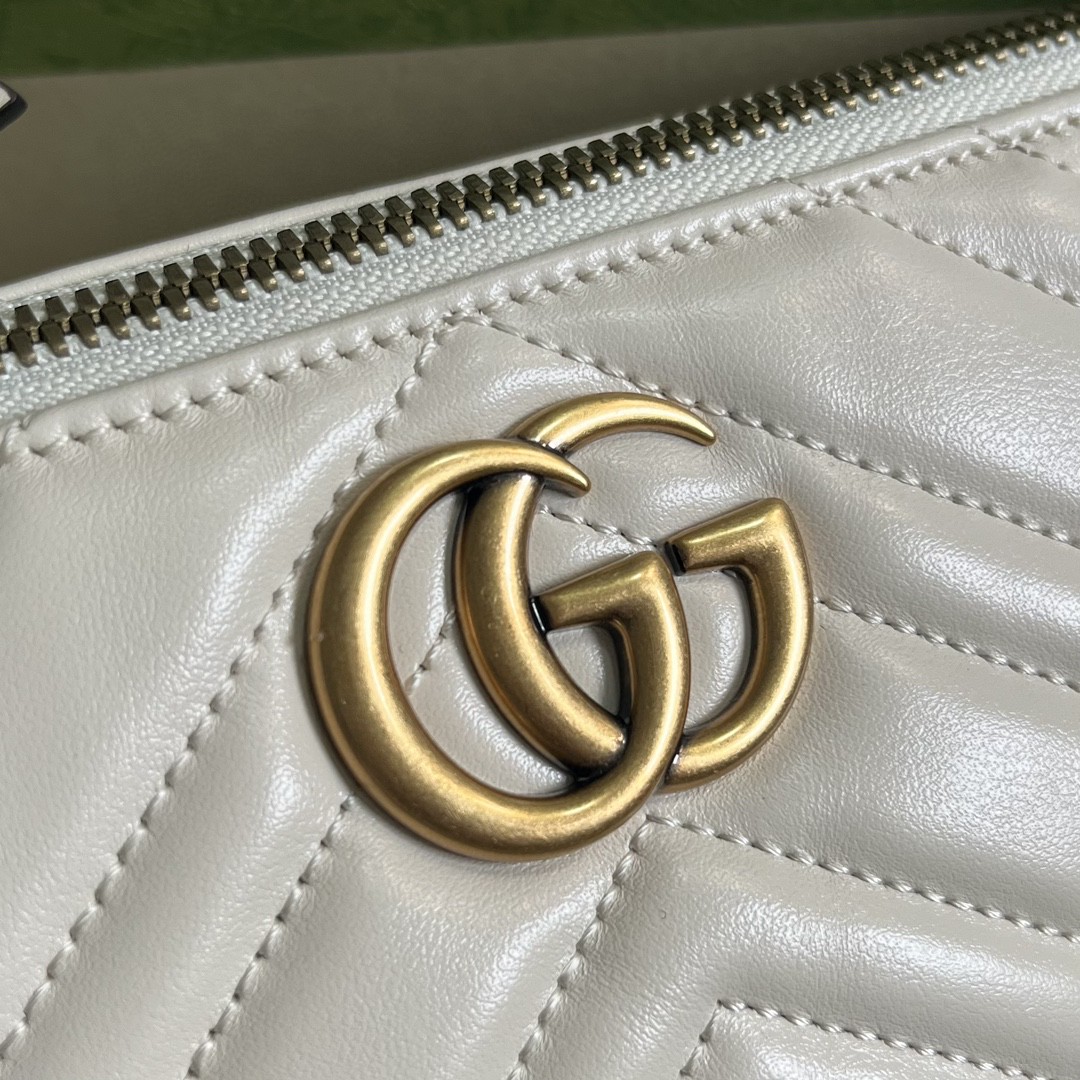G*u*i gg marmont shoulder bag