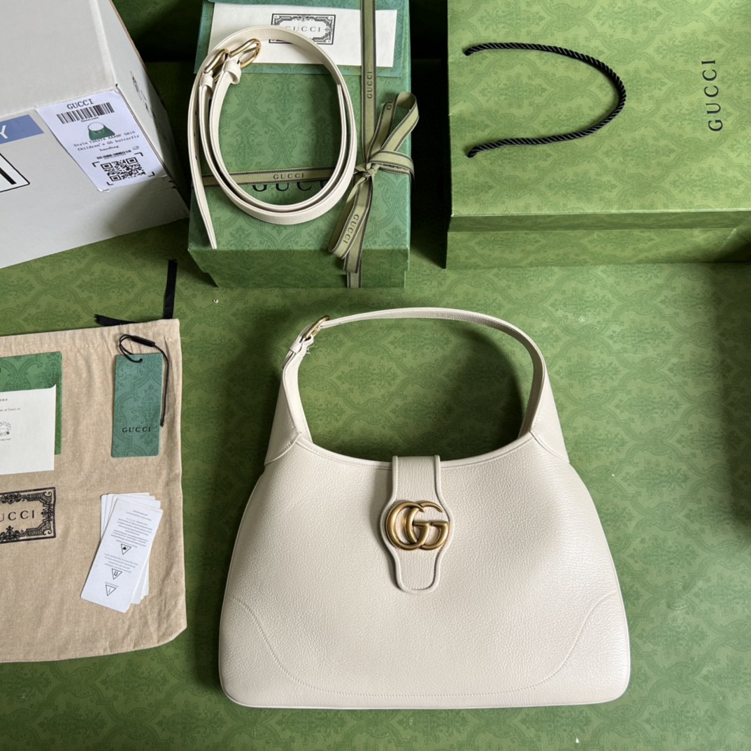 G*u*i aphrodite medium shoulder bag