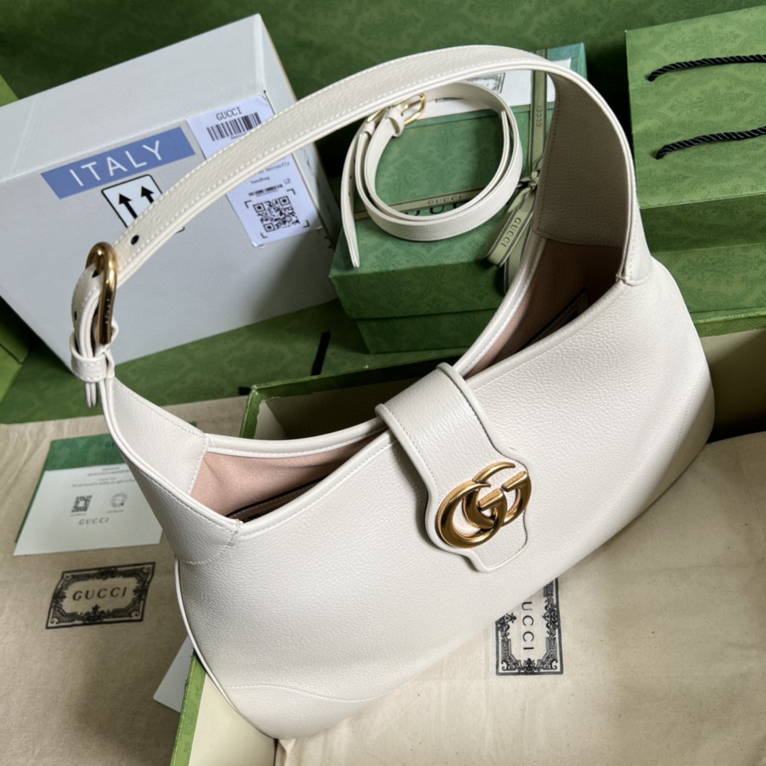 G*u*i aphrodite medium shoulder bag