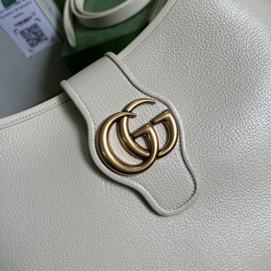 G*u*i aphrodite medium shoulder bag