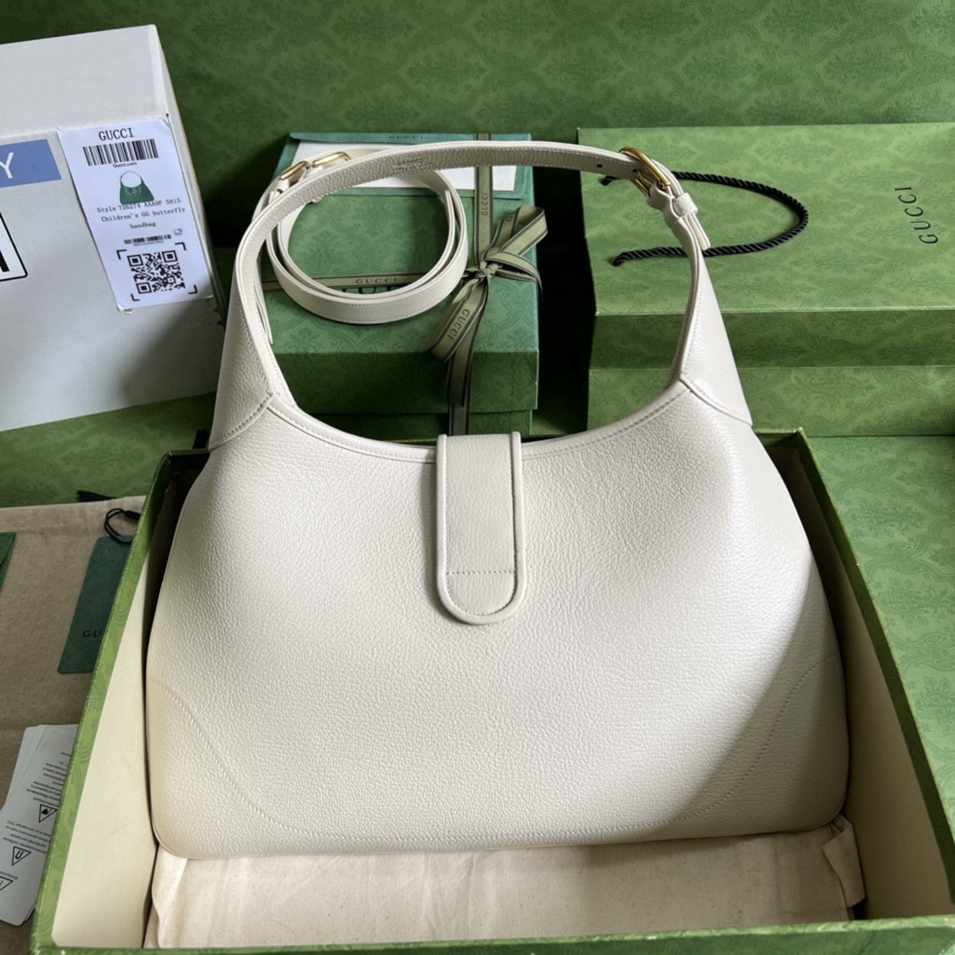 G*u*i aphrodite medium shoulder bag