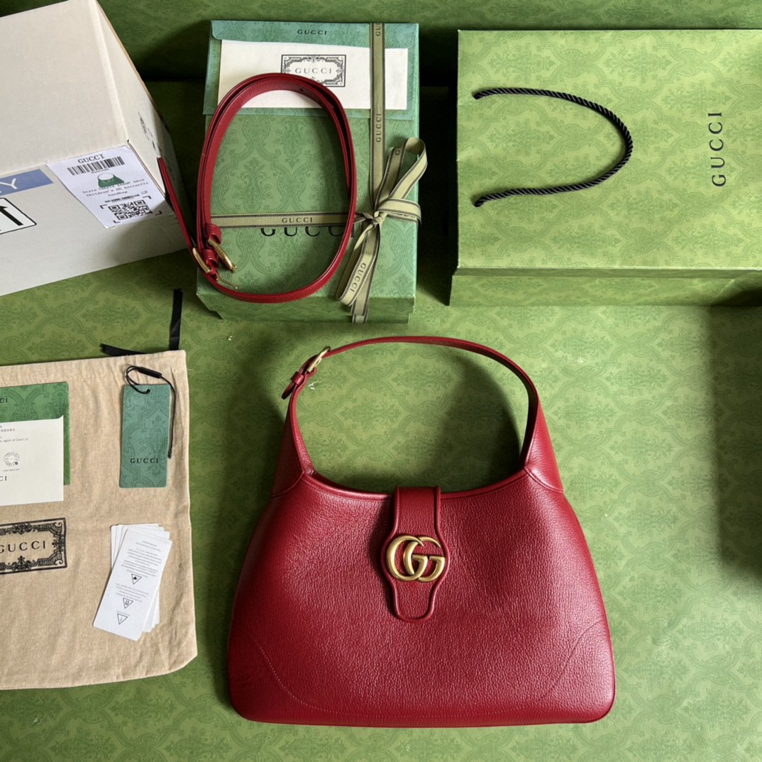 G*u*i aphrodite medium shoulder bag