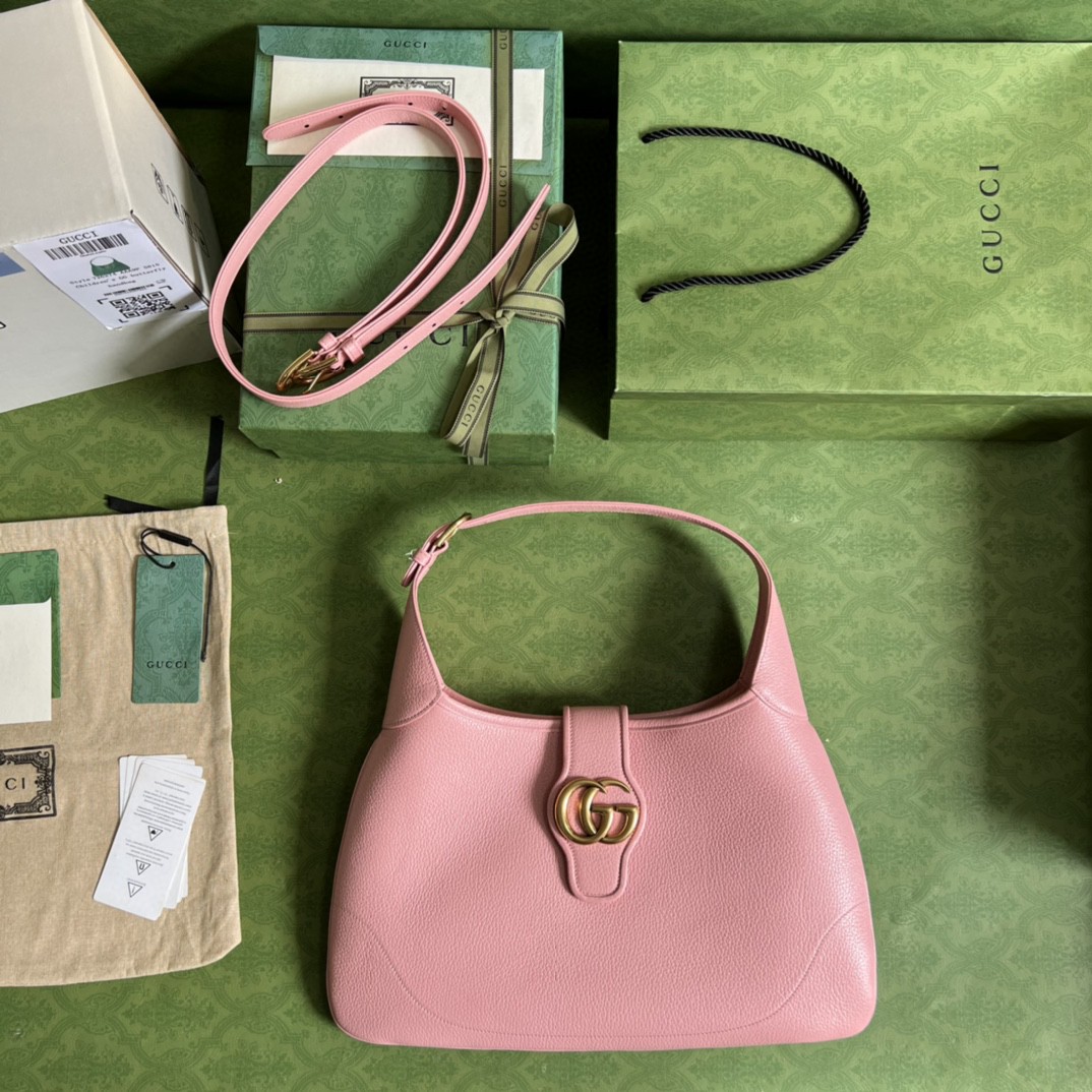G*u*i aphrodite medium shoulder bag