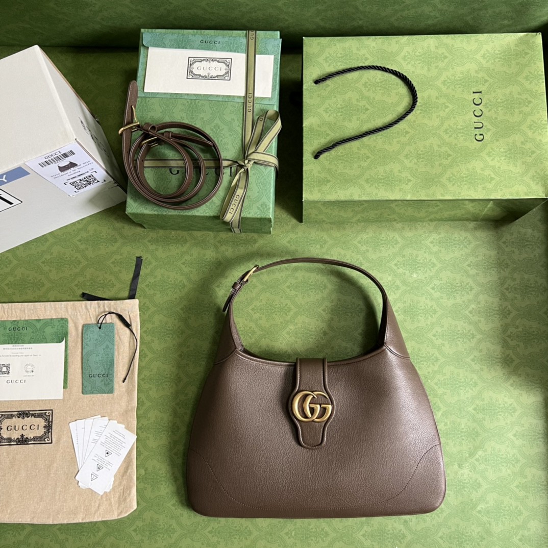 G*u*i aphrodite medium shoulder bag