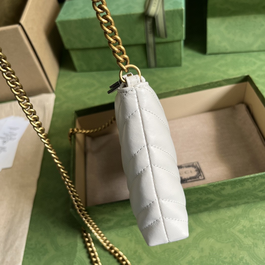 G*u*i gg marmont chain bag