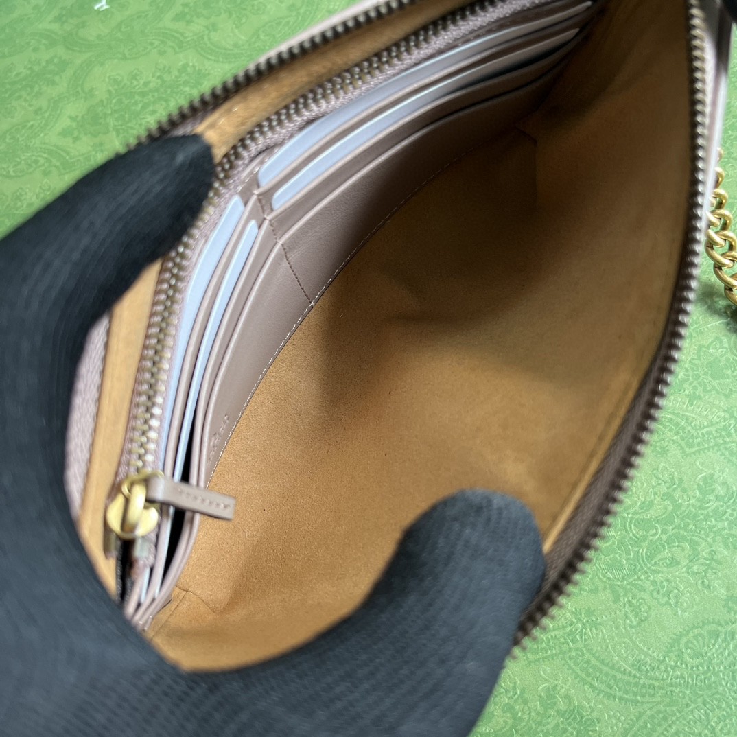 G*u*i gg marmont chain bag