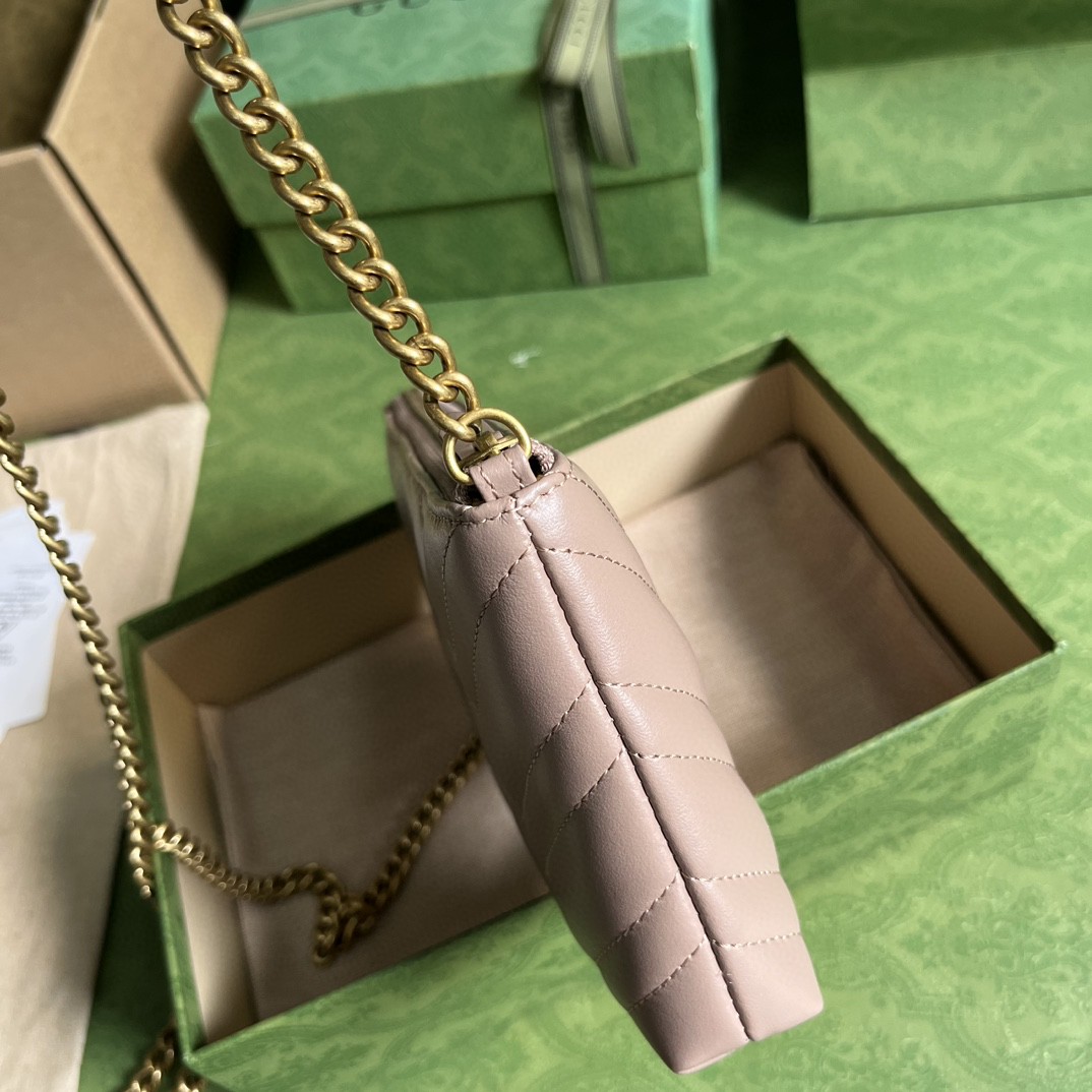 G*u*i gg marmont chain bag