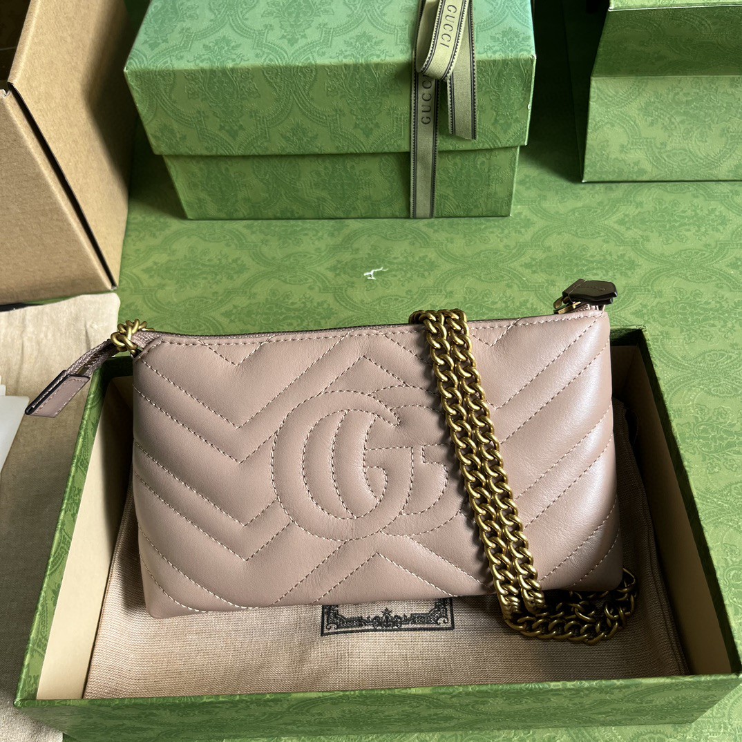 G*u*i gg marmont chain bag