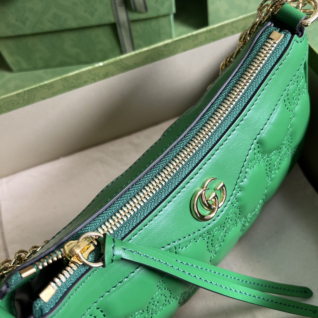 G*u*i matelassé handbag