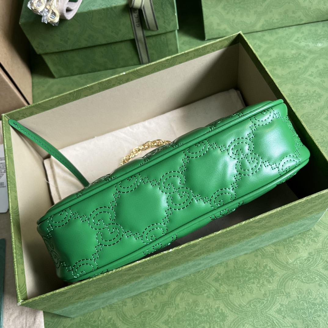 G*u*i matelassé handbag