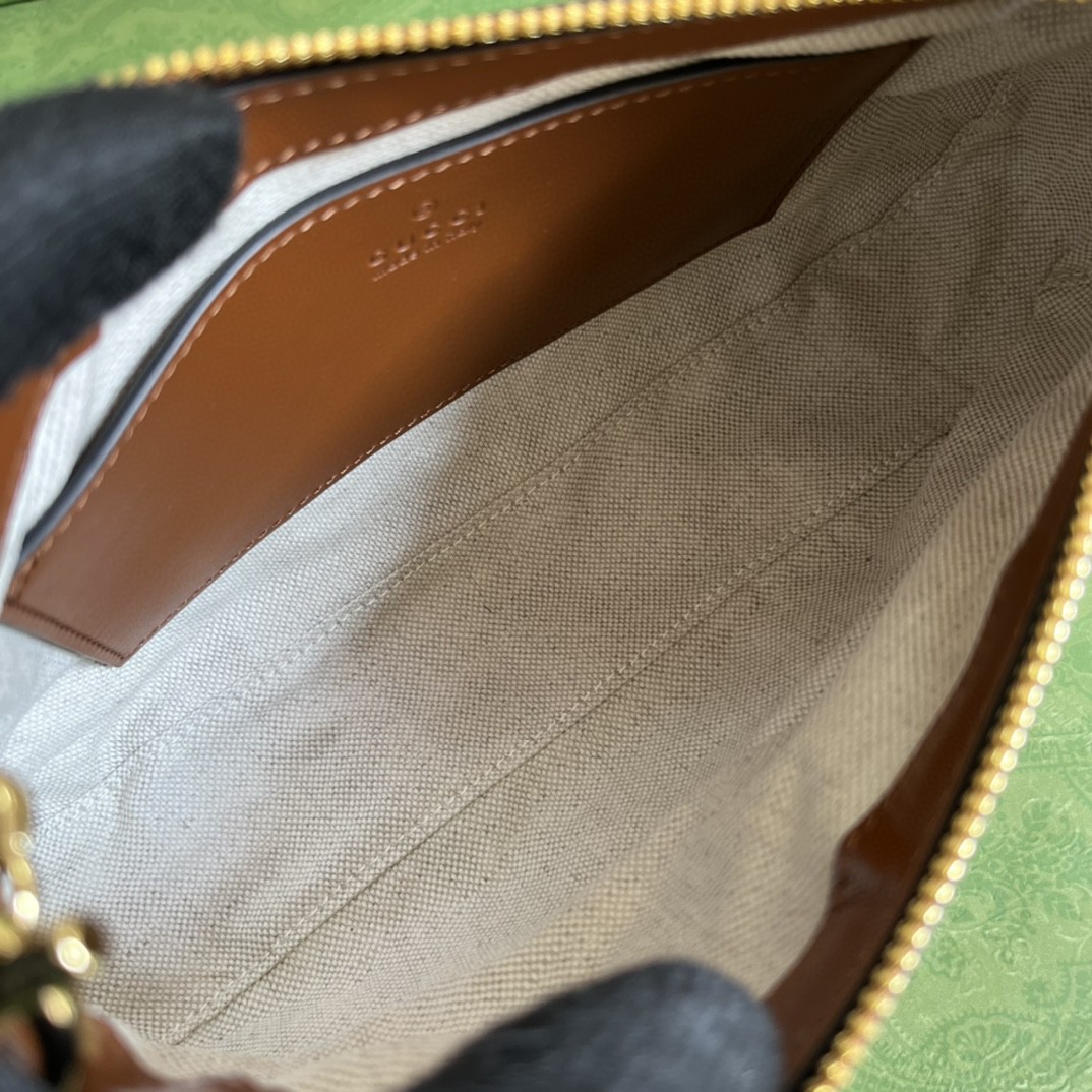 G*u*i matelassé handbag