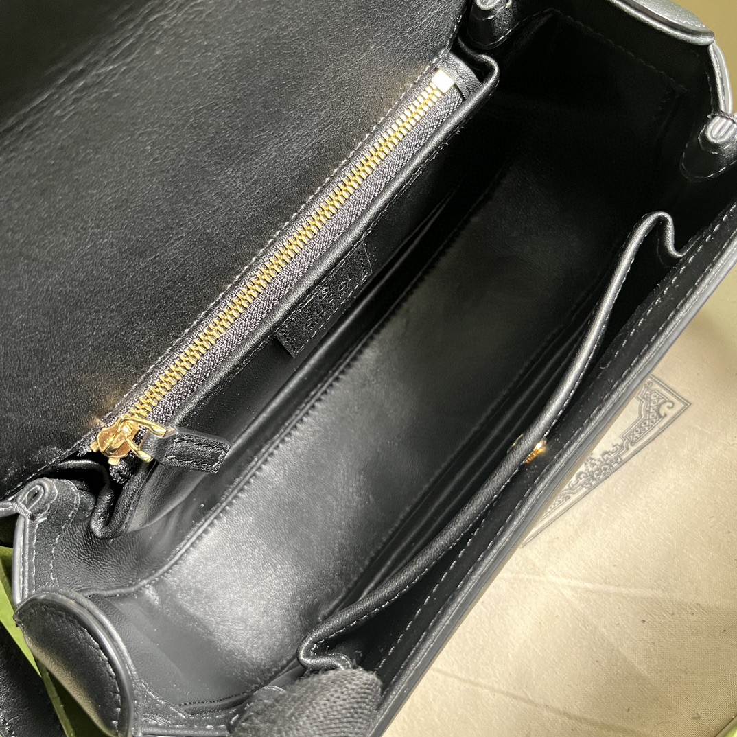 G*u*i blondie top-handle bag