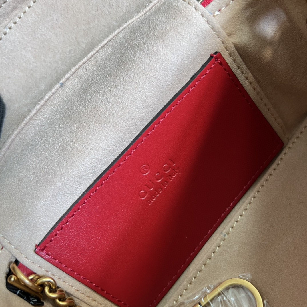 G*u*i marmont mini top handle bag