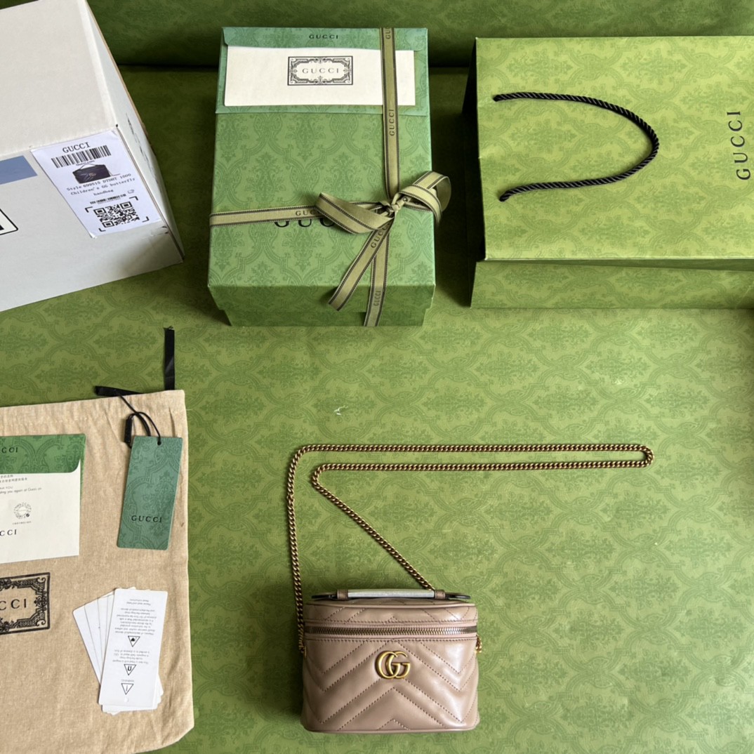 G*u*i marmont mini top handle bag