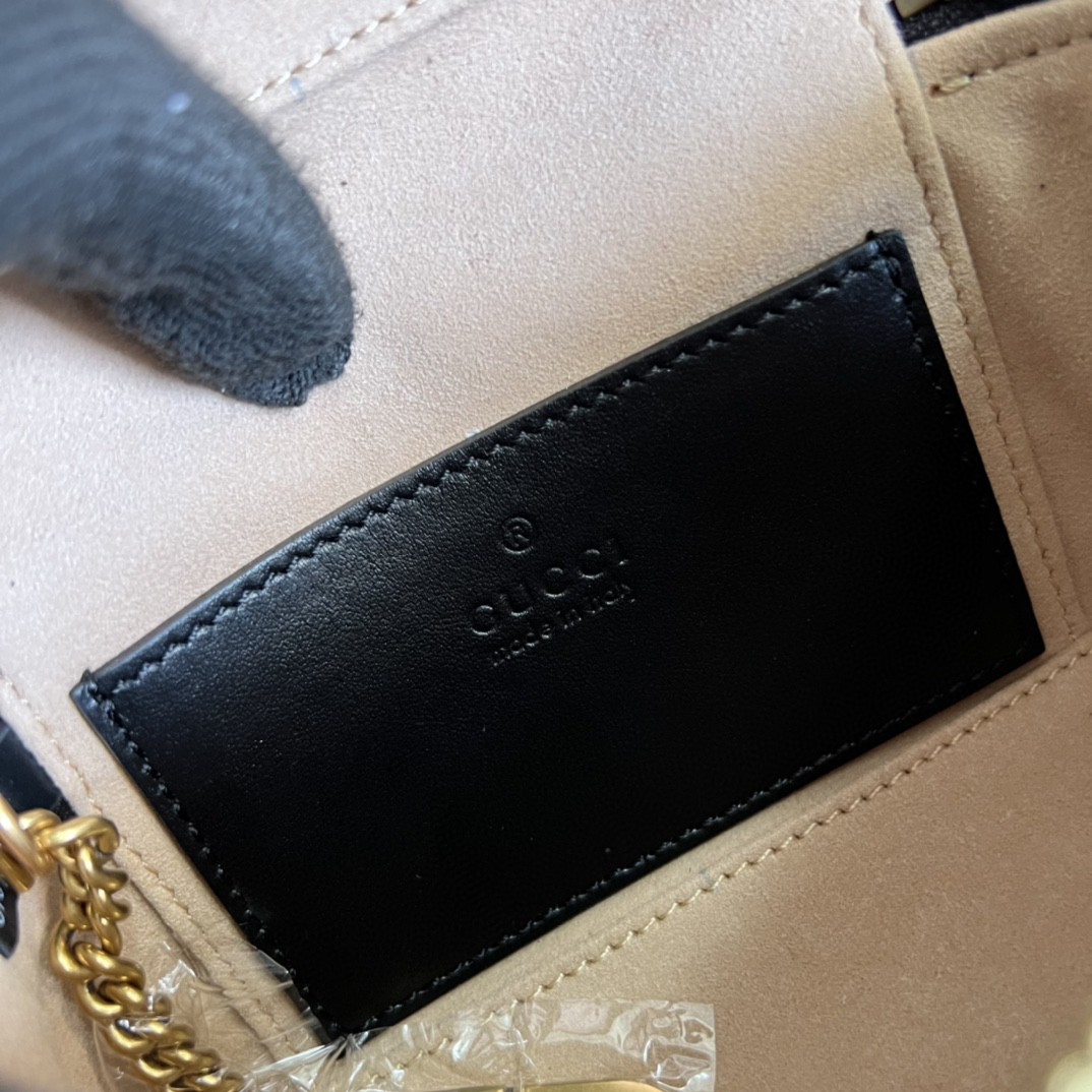 G*u*i marmont mini top handle bag