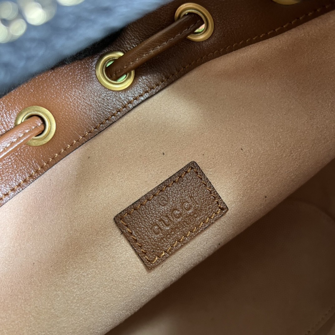 G*u*i diana mini bucket bag