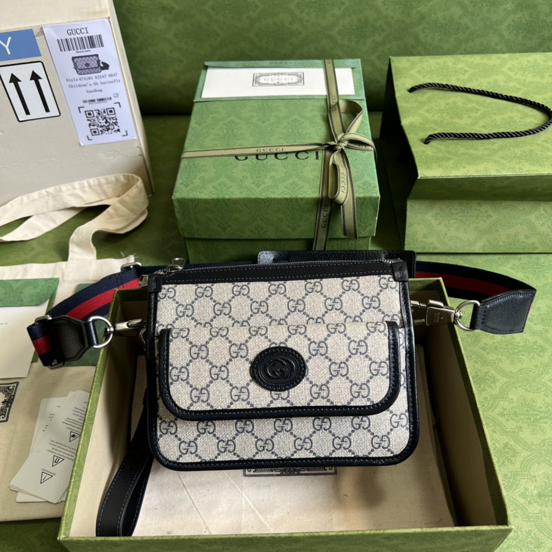 G*u*i messenger bag with interlocking g