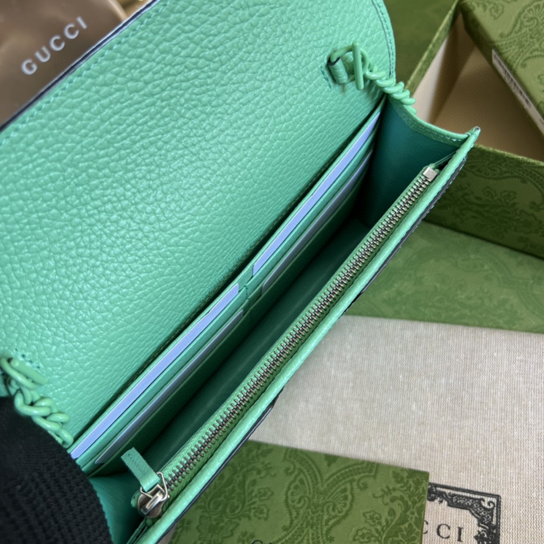G*u*i gg marmont leather mini chain bag