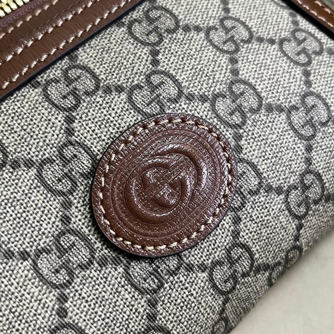 G*u*i gg large belt bag