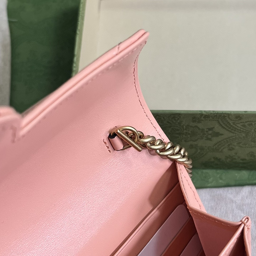 G*u*i gg marmont mini bag