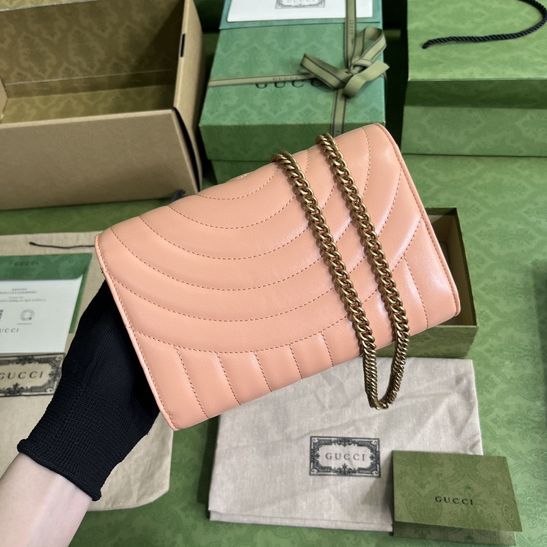 G*u*i gg marmont mini bag