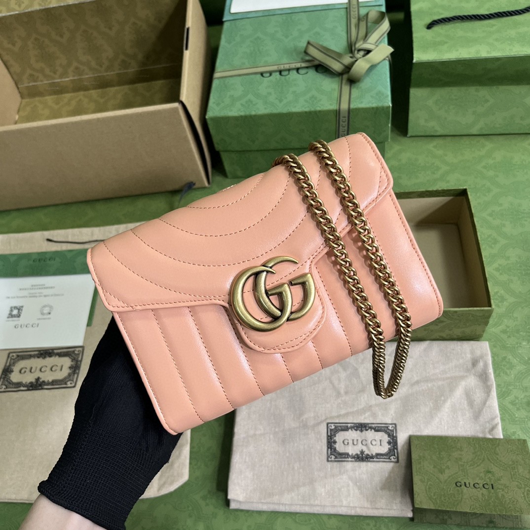 G*u*i gg marmont mini bag
