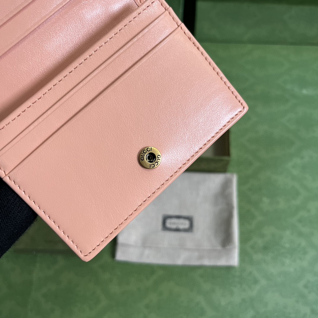 G*u*i gg marmont card case wallet