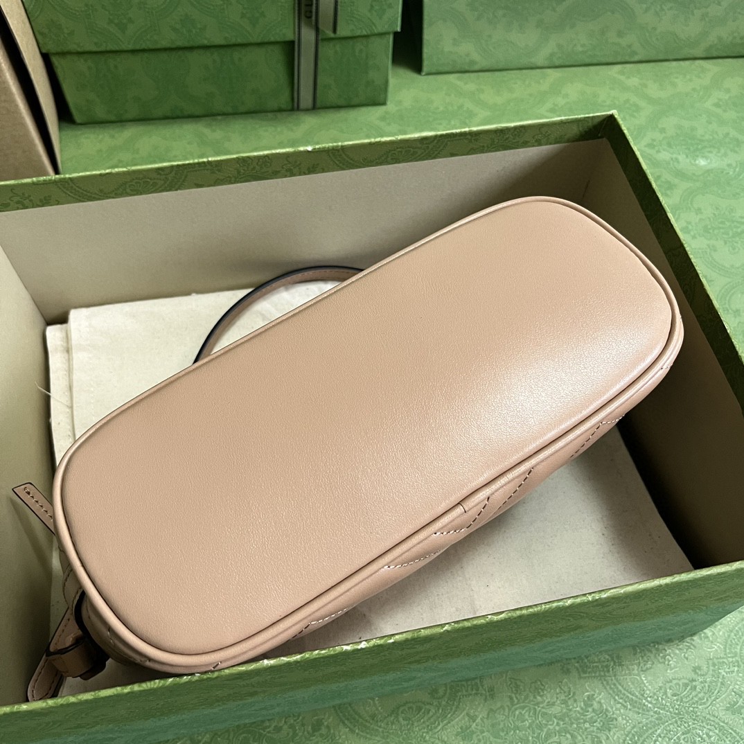 G*u*i gg marmont shoulder bag