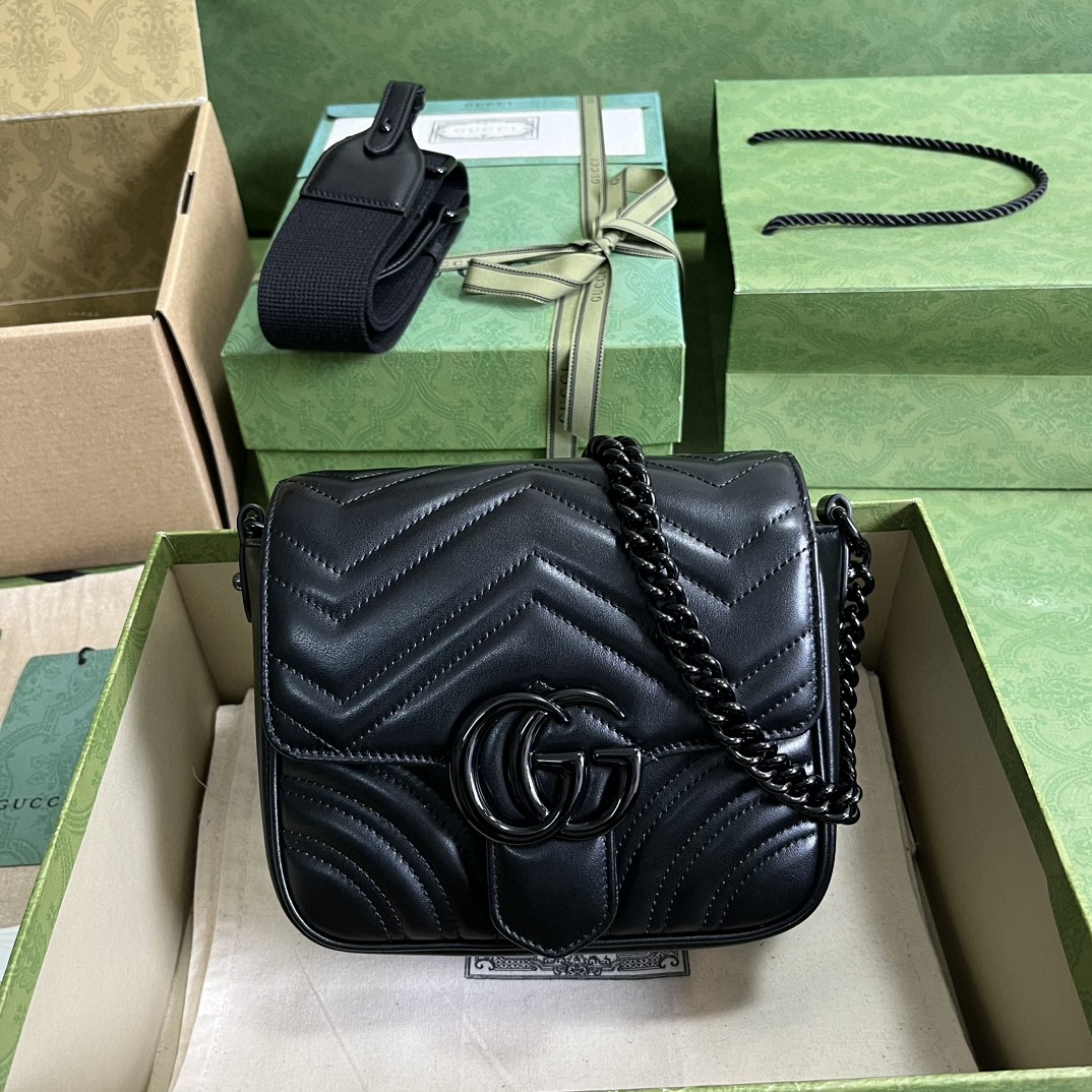 G*u*i gg marmont matelassé mini shoulder bag