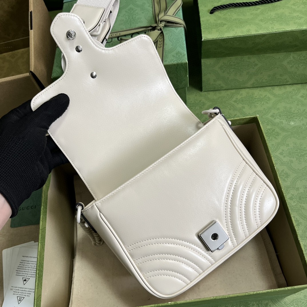 G*u*i gg marmont matelassé mini shoulder bag
