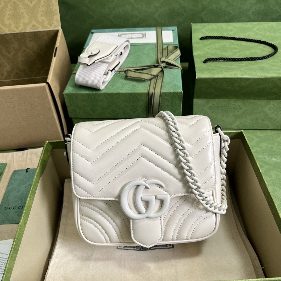 G*u*i gg marmont matelassé mini shoulder bag