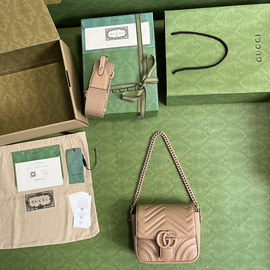 G*u*i gg marmont matelassé mini shoulder bag