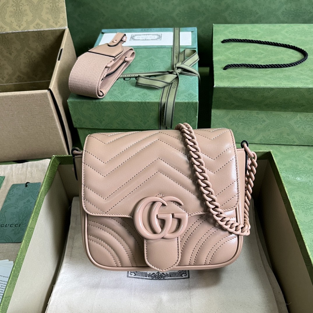 G*u*i gg marmont matelassé mini shoulder bag