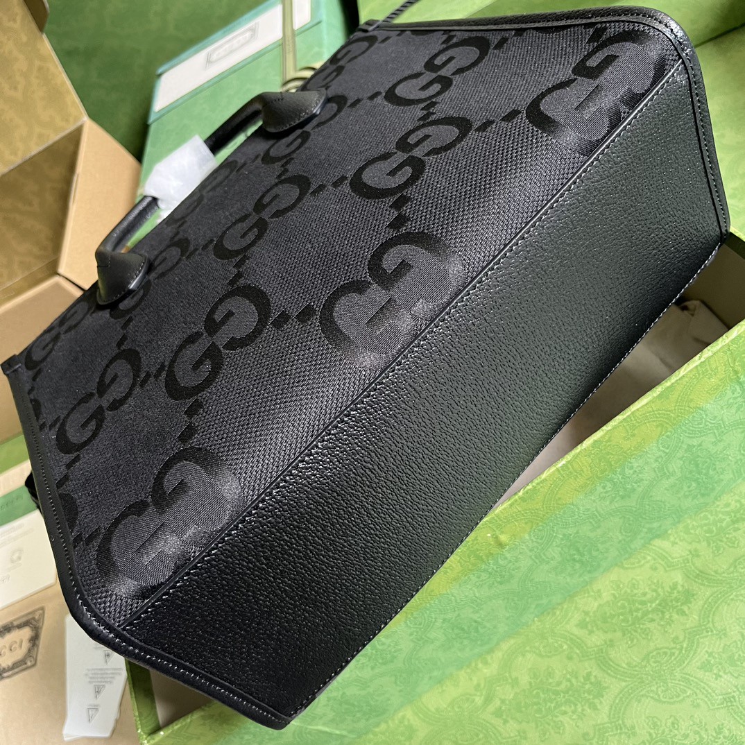 G*u*i small tote