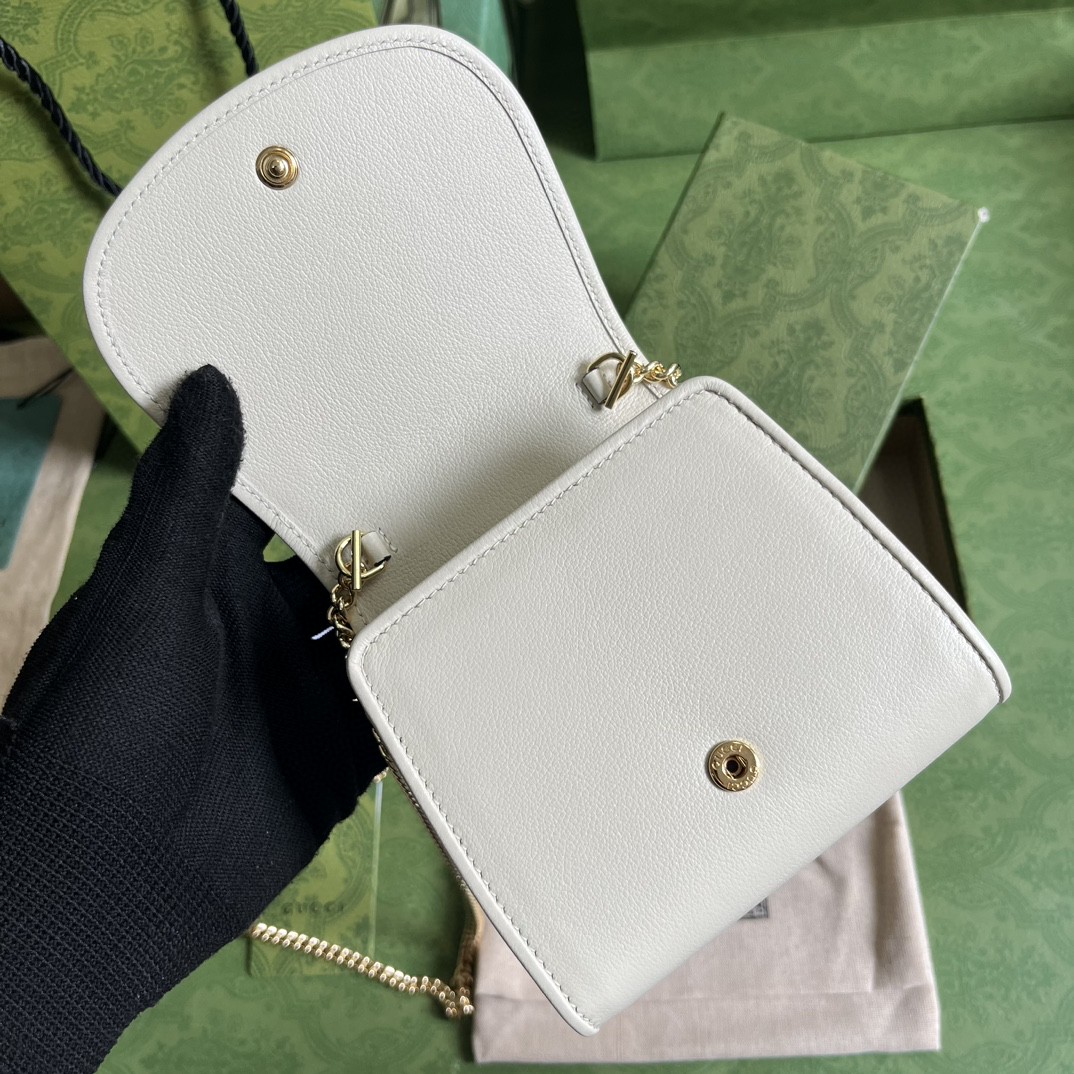 G*u*i blondie medium chain wallet