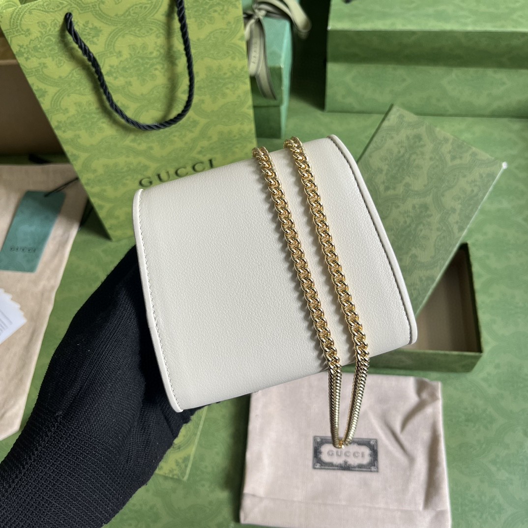 G*u*i blondie medium chain wallet