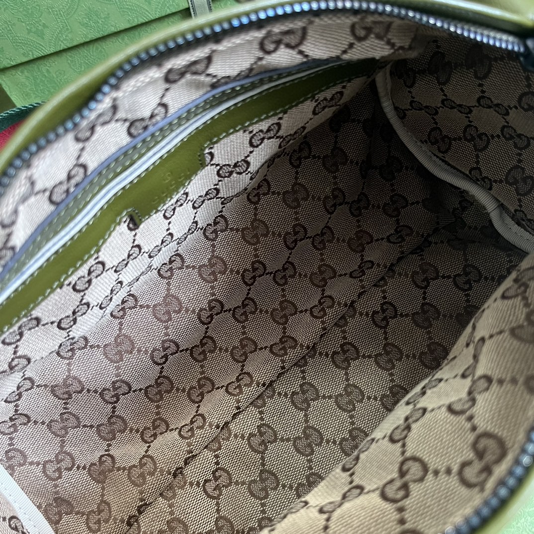 G*u*i small duffle bag with tonal double g